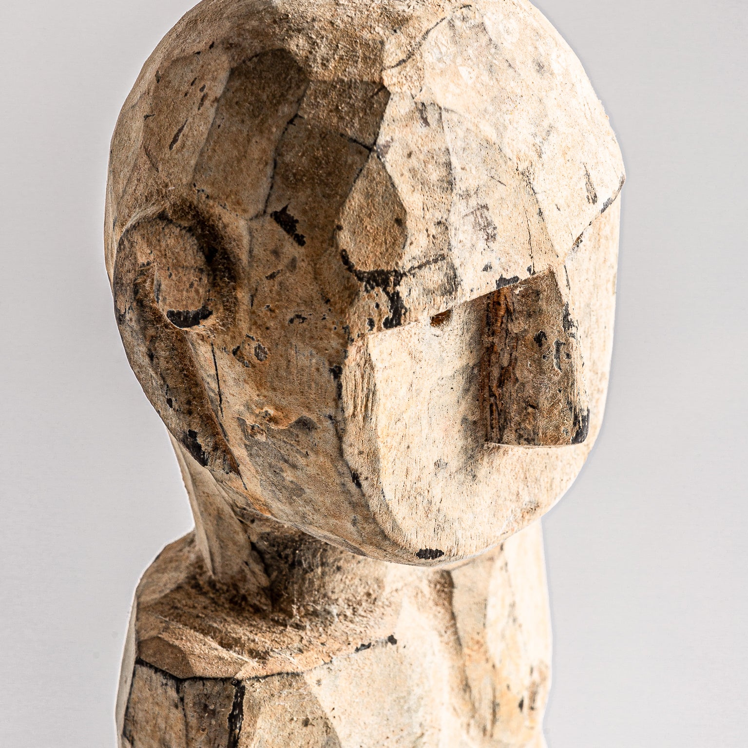 DECORATIVE FIGURE